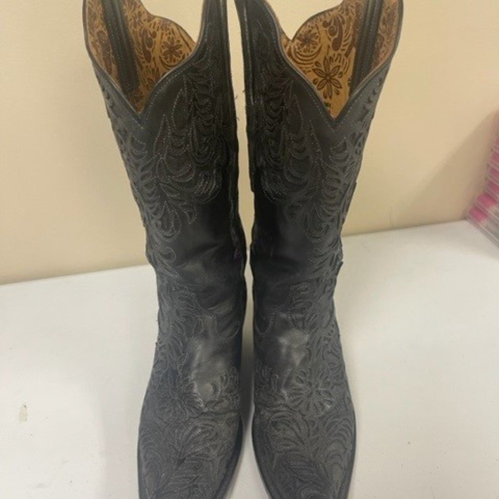 Ladies Size 7-1/2 Corral boots